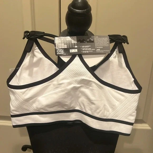 Avia Sports Bra NWT White and Black Sz Large - Picture 2 of 3